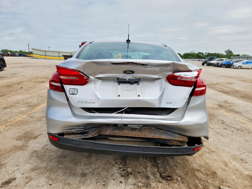 54328666 :رقم المزاد ، 1FADP3F20HL229897 vin ، 2017 Ford Focus مزاد بيع
