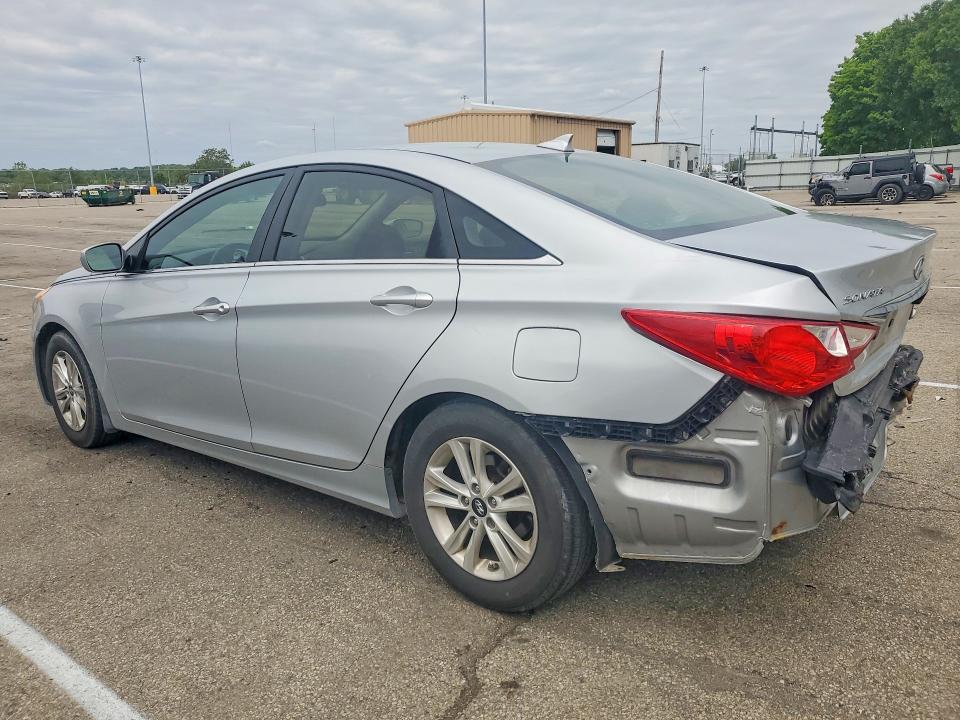 2013 Hyundai Sonata მანქანა იყიდება აუქციონზე, vin: 5NPEB4AC3DH656945, აუქციონის ნომერი: 52646076