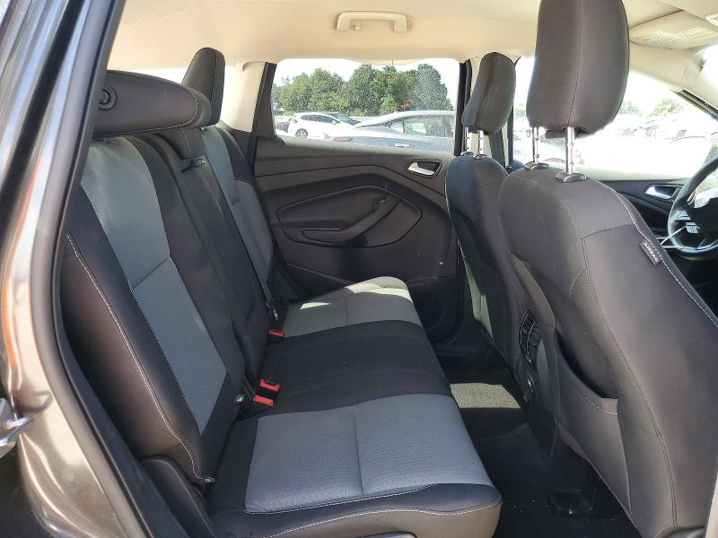 54132466 :رقم المزاد ، 1FMCU0GDXKUB81898 vin ، 2019 Ford Escape مزاد بيع
