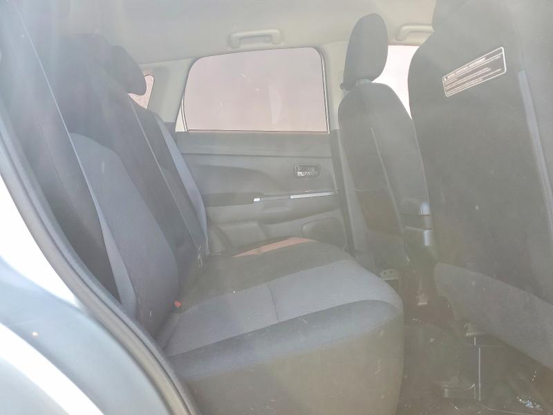 53641466 :رقم المزاد ، JA4AP3AU4JU021800 vin ، 2018 Mitsubishi Outlander Sport مزاد بيع