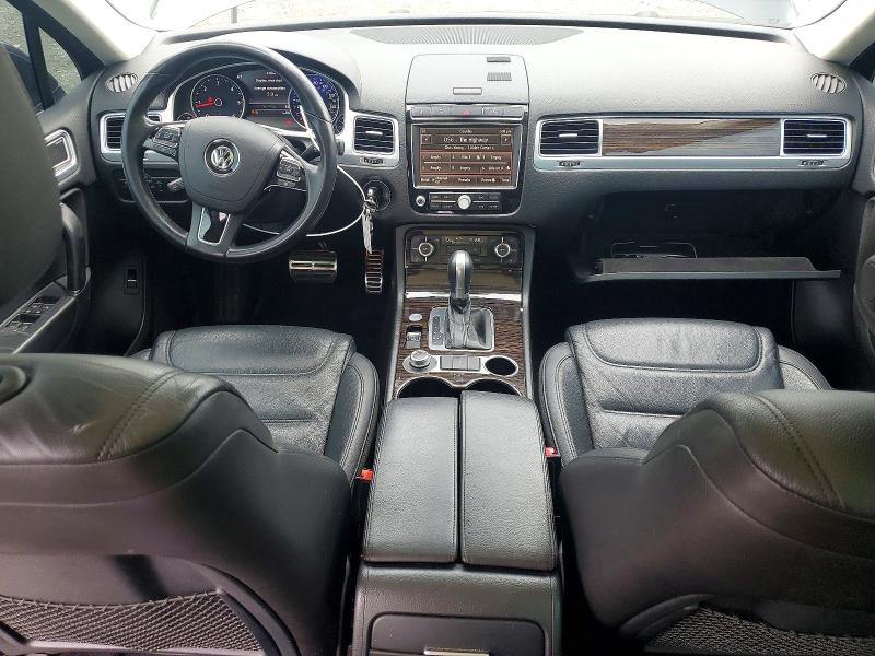 53918576 :رقم المزاد ، WVGEP9BP7FD003944 vin ، 2015 Volkswagen Touareg مزاد بيع