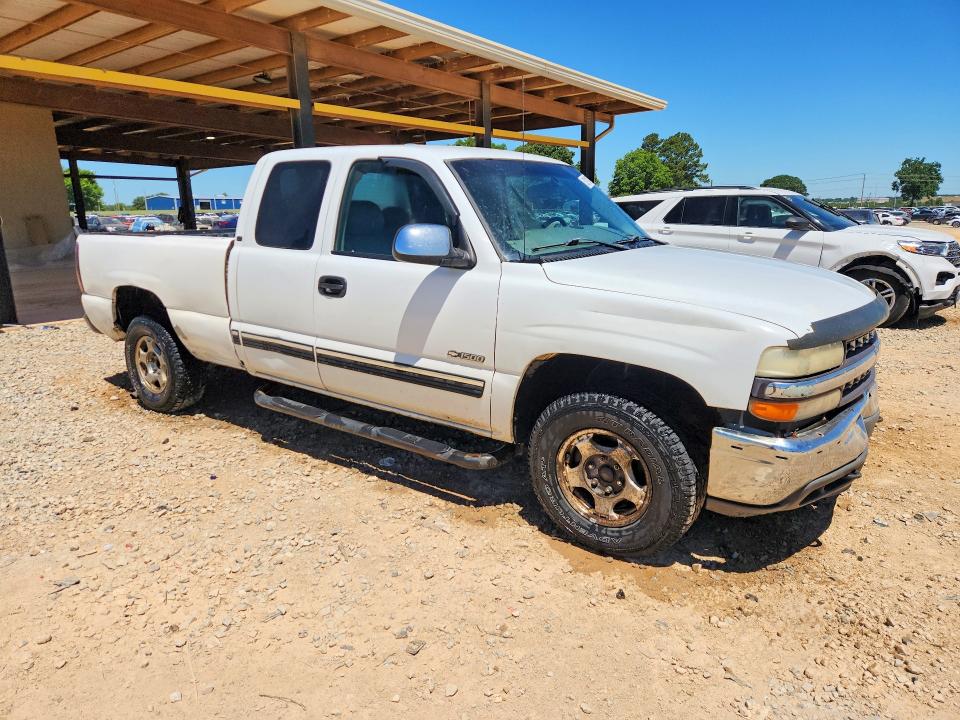 Продаж на аукціоні авто 2000 Chevrolet Silverado, vin: 1GCEK19T6YE249789, номер лоту: 52910796