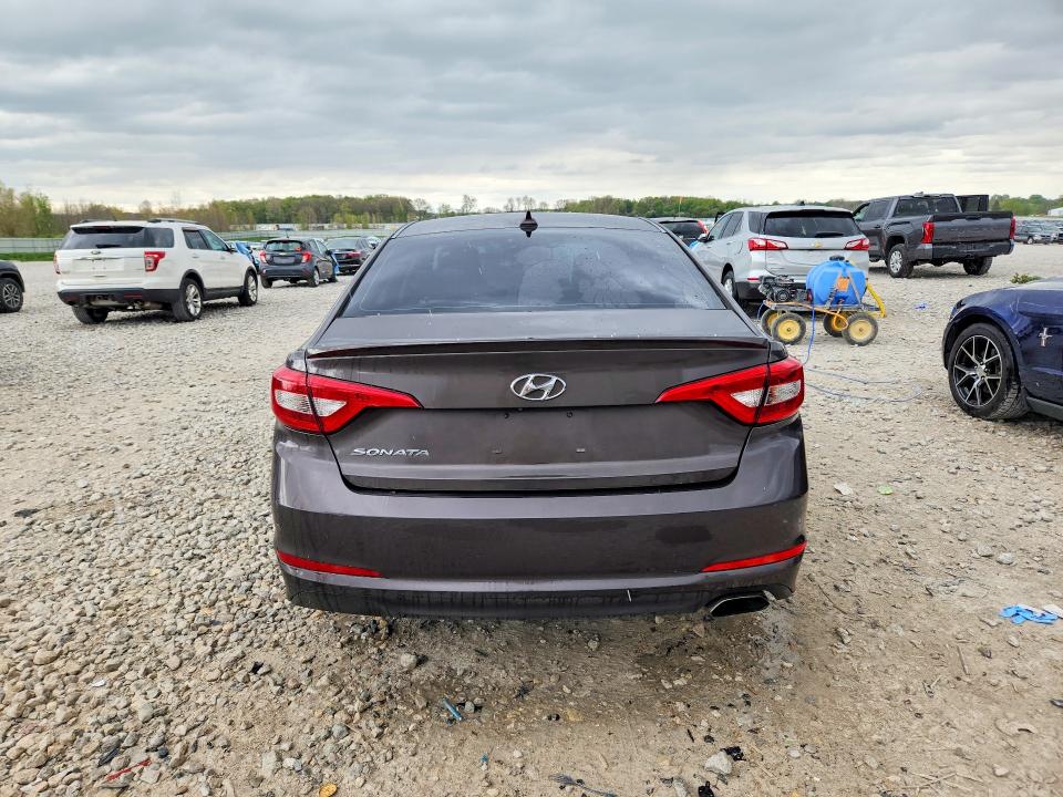 2015 Hyundai Sonata მანქანა იყიდება აუქციონზე, vin: 5NPE24AF9FH236992, აუქციონის ნომერი: 51479326