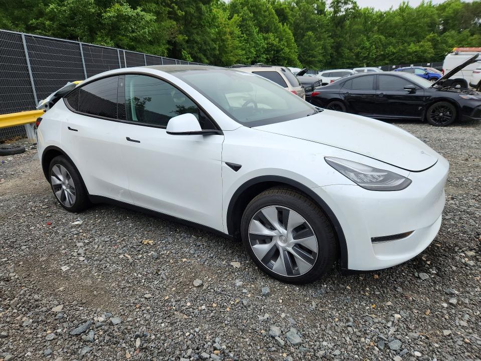 53962756 :رقم المزاد ، 7SAYGDEEXPA060924 vin ، 2023 Tesla Model Y مزاد بيع