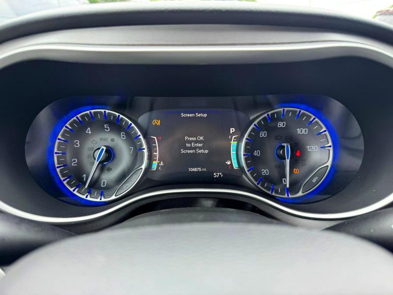 Auction sale of the 2022 Chrysler Pacifica, vin: 2C4RC1BG7NR154345, lot number: 54556186