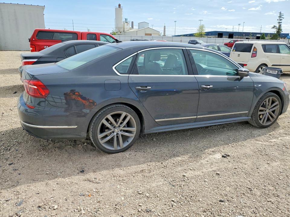52758146 :رقم المزاد ، 1VWDT7A37HC063291 vin ، 2017 Volkswagen Passat مزاد بيع