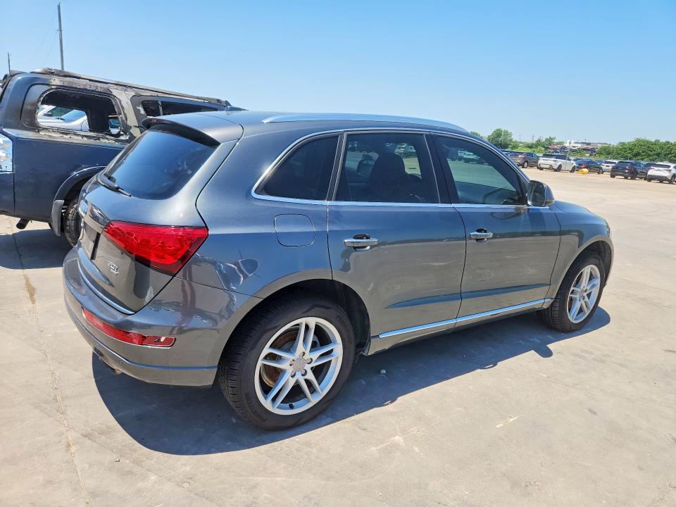 53540576 :رقم المزاد ، WA1LFAFP1FA010815 vin ، 2015 Audi Q5 مزاد بيع
