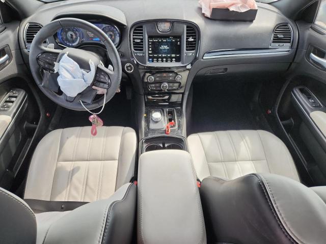 Продаж на аукціоні авто 2018 Chrysler 300, vin: 2C3CCABG4JH222577, номер лоту: 52347256