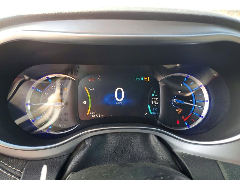 2020 Chrysler Pacifica მანქანა იყიდება აუქციონზე, vin: 2C4RC1N7XLR230245, აუქციონის ნომერი: 52496406