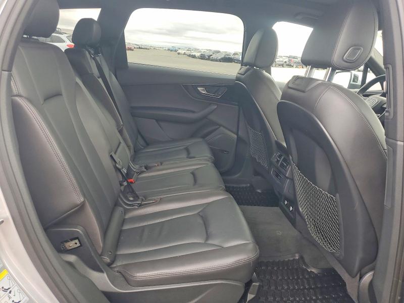 2018 Audi Q7 მანქანა იყიდება აუქციონზე, vin: WA1LAAF71JD014143, აუქციონის ნომერი: 55428576