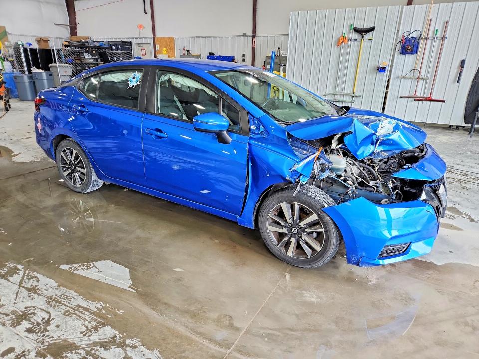 52321856 :رقم المزاد ، 3N1CN8EV1LL870688 vin ، 2020 Nissan Versa مزاد بيع