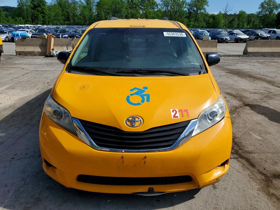 Продажа на аукционе авто 2016 Toyota Sienna, vin: 5TDKK3DC2GS764058, номер лота: 55363536