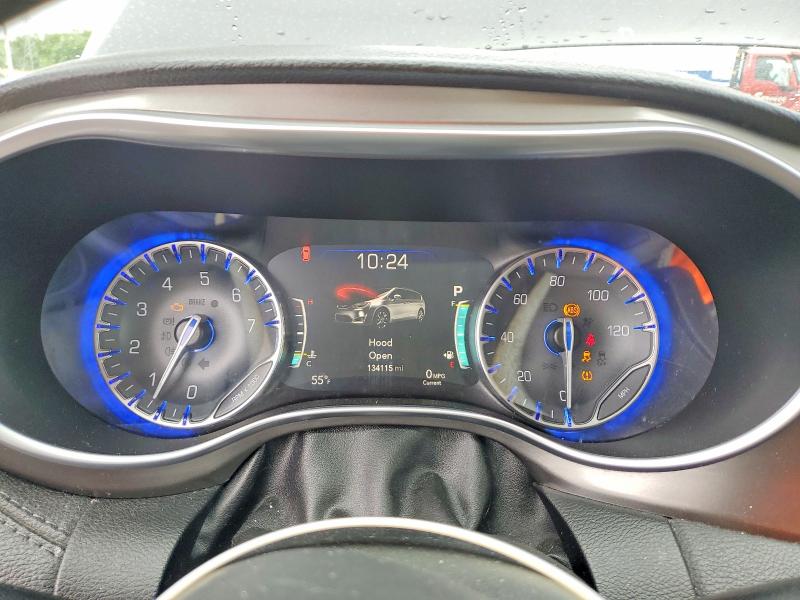 53579836 :رقم المزاد ، 2C4RC1GG1JR292255 vin ، 2018 Chrysler Pacifica مزاد بيع