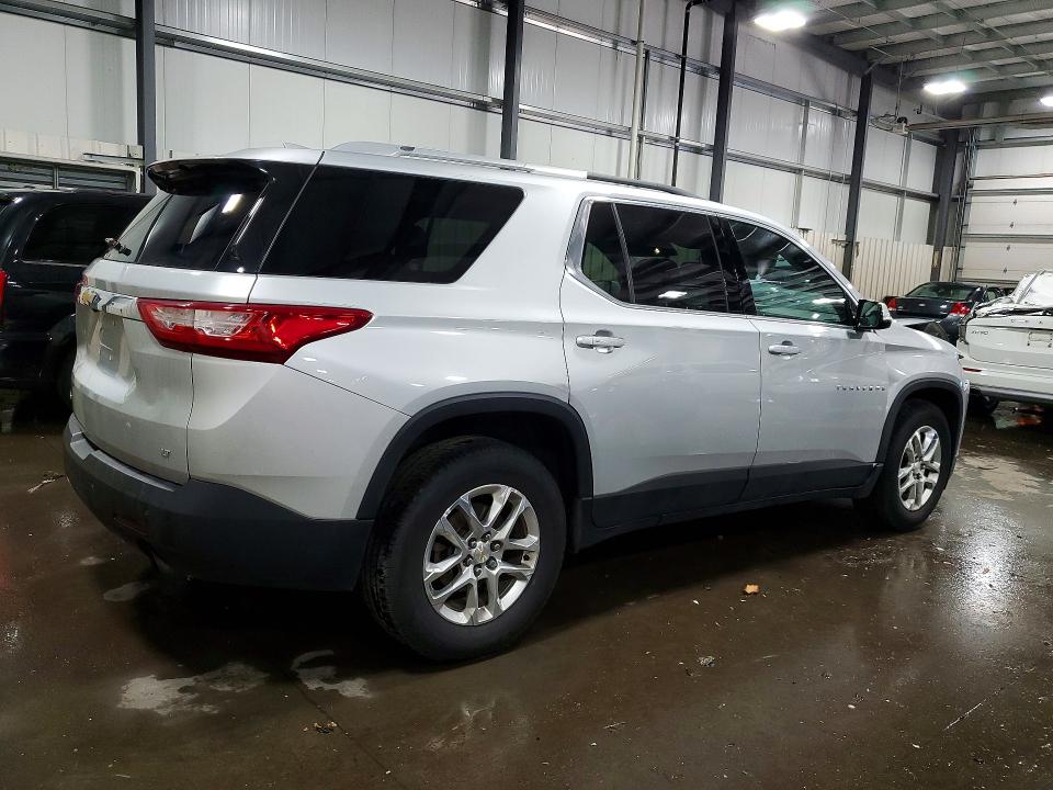 Продаж на аукціоні авто 2018 Chevrolet Traverse, vin: 1GNEVGKW2JJ112903, номер лоту: 55189536