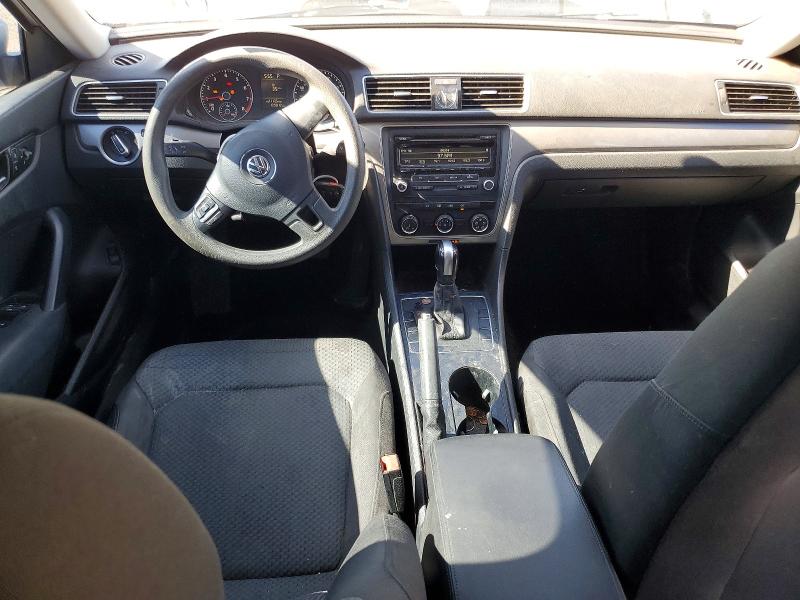 52765176 :رقم المزاد ، 1VWAT7A34FC010404 vin ، 2015 Volkswagen Passat مزاد بيع