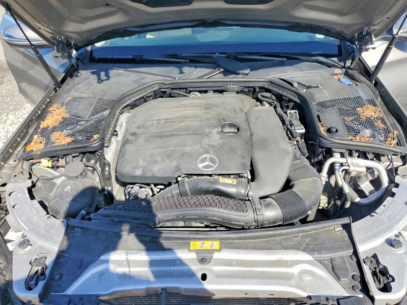 51880976 :رقم المزاد ، W1KWF8DB8LR601004 vin ، 2020 Mercedes-benz C مزاد بيع