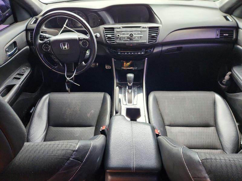 Продажа на аукционе авто 2017 Honda Accord, vin: 1HGCR2F5XHA143238, номер лота: 52752856