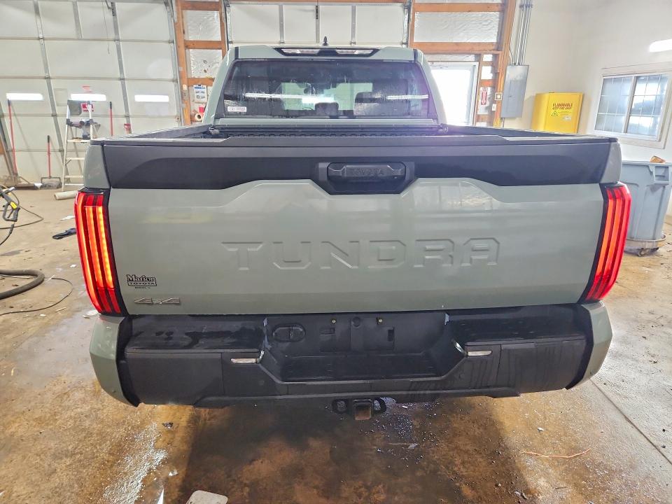 Продажа на аукционе авто 2025 Toyota Tundra, vin: 5TFLA5DB5SX295349, номер лота: 52515096