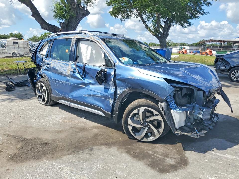 Продаж на аукціоні авто 2022 Subaru Forester, vin: JF2SKARCXNH451243, номер лоту: 54022526