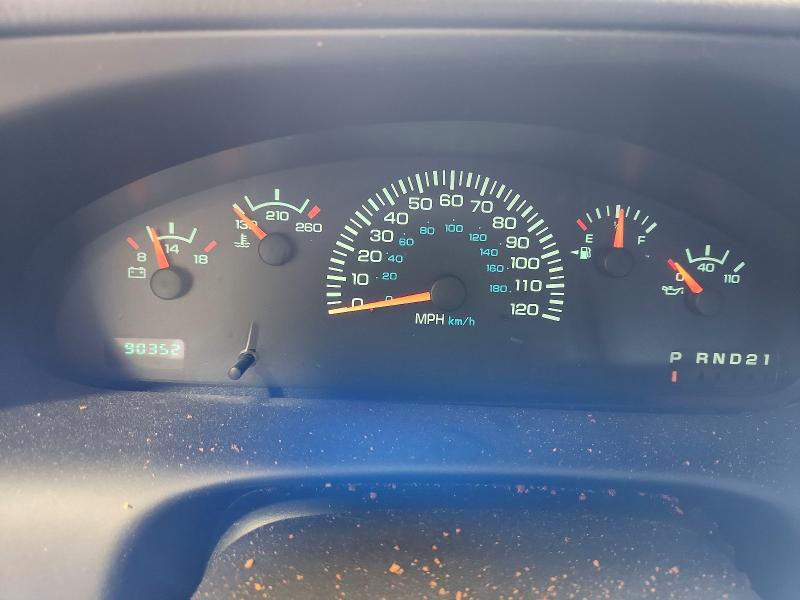 51744926 :رقم المزاد ، 2B6KB31Z6XK524395 vin ، 1999 Dodge Ram Van مزاد بيع
