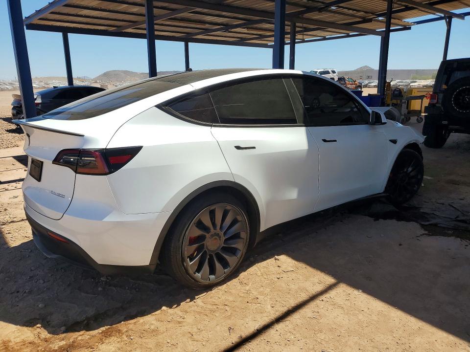 2024 Tesla Model Y მანქანა იყიდება აუქციონზე, vin: 7SAYGDEF7RF179044, აუქციონის ნომერი: 52505886
