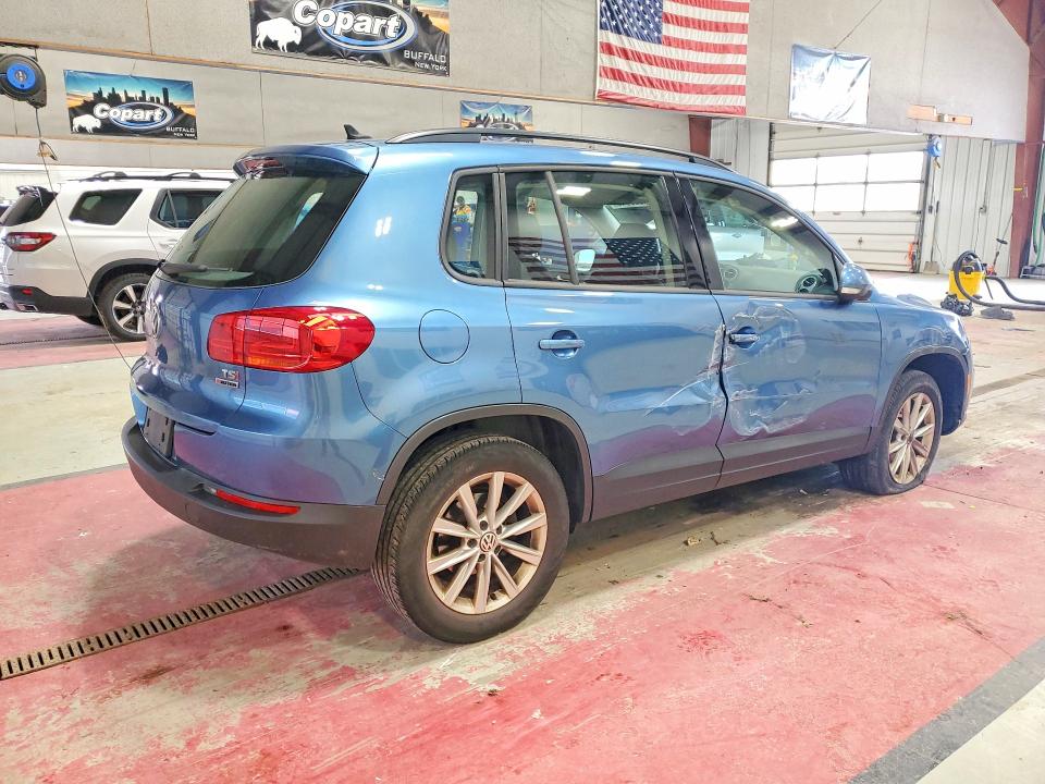 54239946 :رقم المزاد ، WVGBV7AX6HK054297 vin ، 2017 Volkswagen Tiguan مزاد بيع