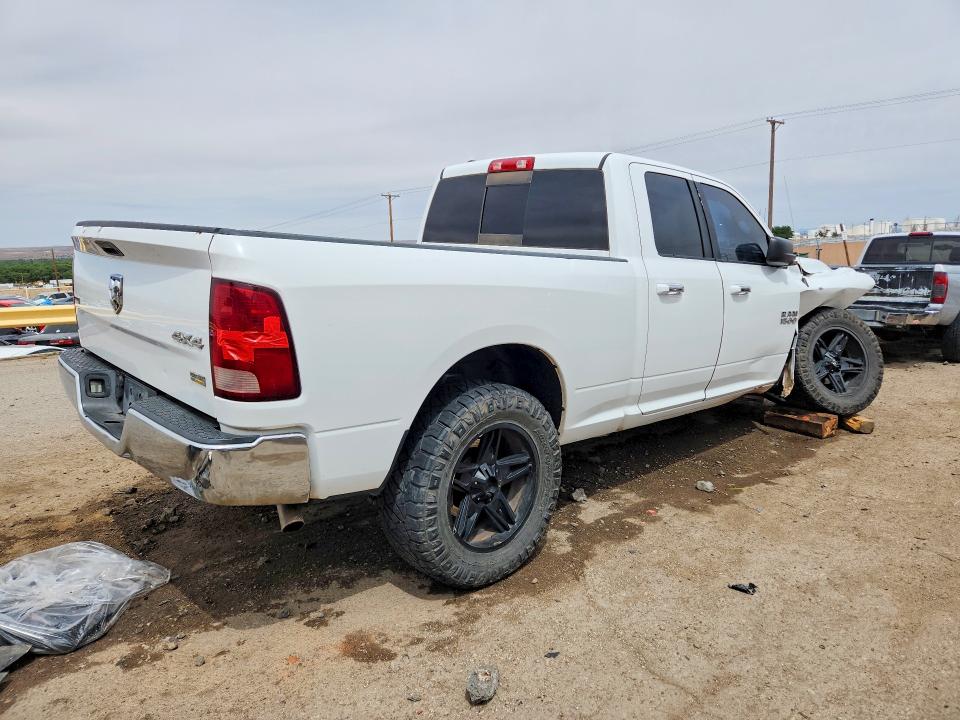 51888916 :رقم المزاد ، 1C6RR7GG6JS315987 vin ، 2018 Ram 1500 مزاد بيع