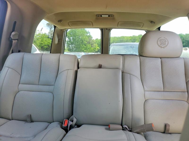 2000 Cadillac Escalade მანქანა იყიდება აუქციონზე, vin: 1GYEK63R2YR191337, აუქციონის ნომერი: 52815426