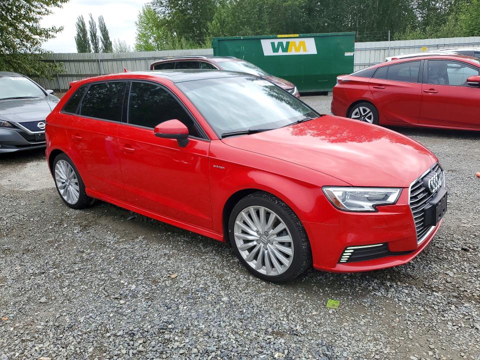 2017 Audi A3 მანქანა იყიდება აუქციონზე, vin: WAUUPBFF7HA049168, აუქციონის ნომერი: 55356936