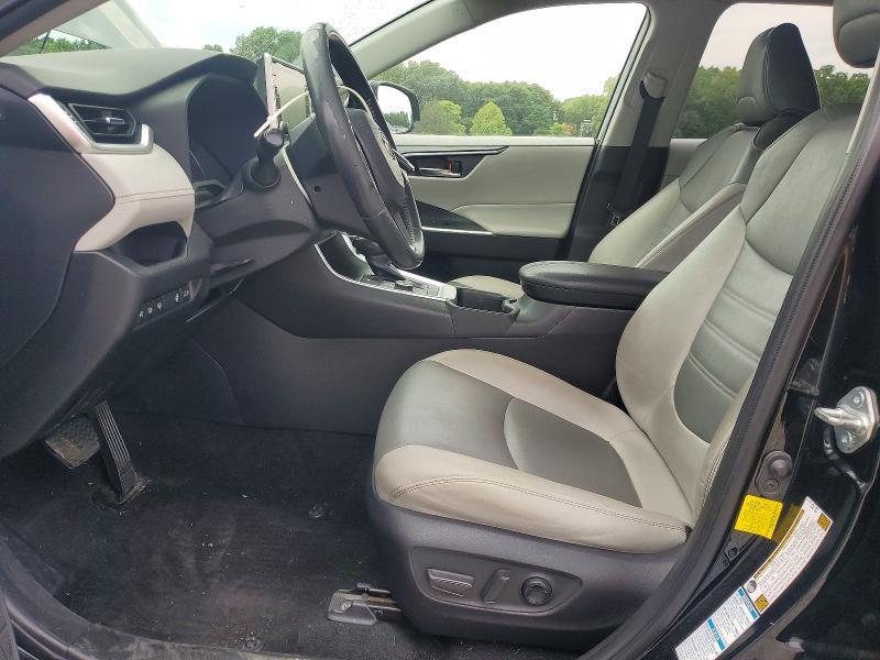 53636806 :رقم المزاد ، JTMB6RFV8ND051955 vin ، 2022 Toyota Rav4 مزاد بيع