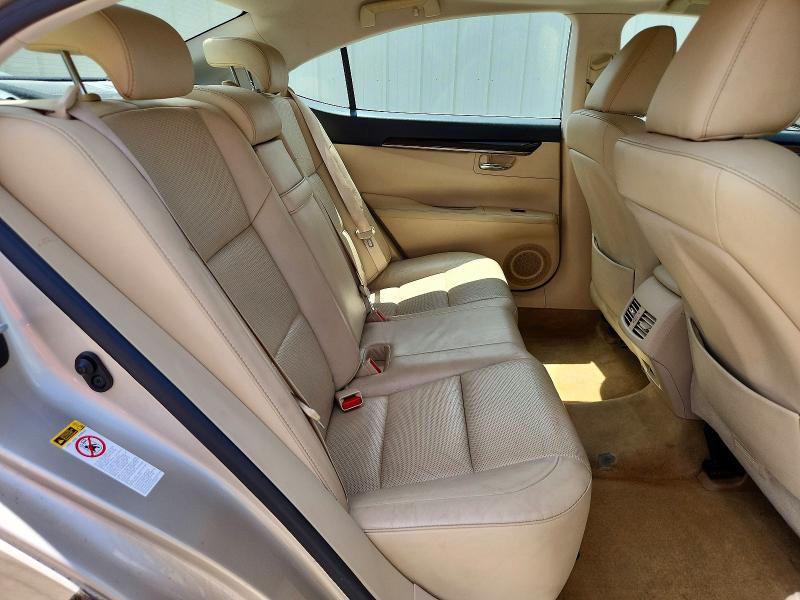 54120046 :رقم المزاد ، JTHBK1GG8F2175765 vin ، 2015 Lexus Es مزاد بيع