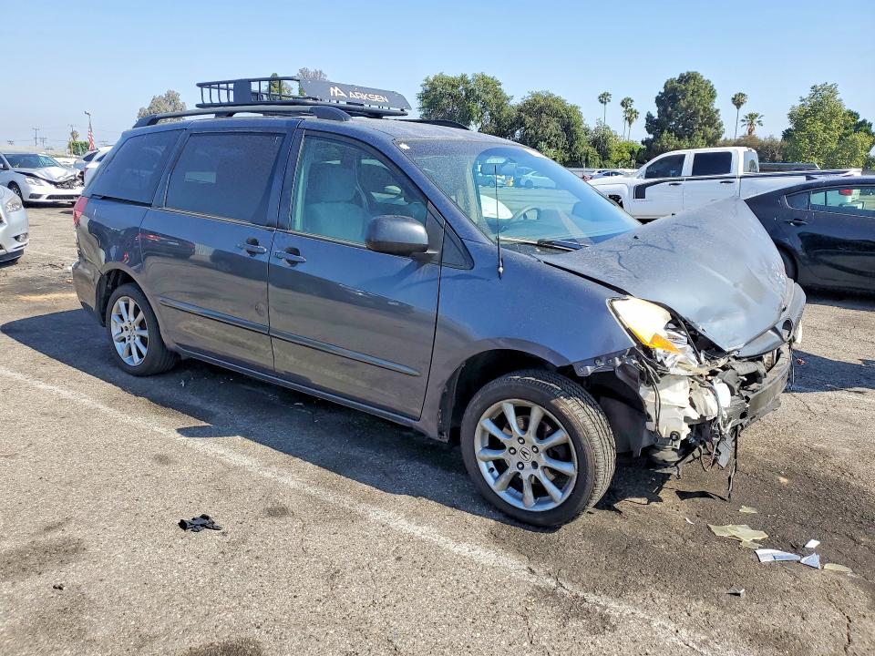 Продажа на аукционе авто 2006 Toyota Sienna, vin: 5TDZA23C06S561343, номер лота: 53125126