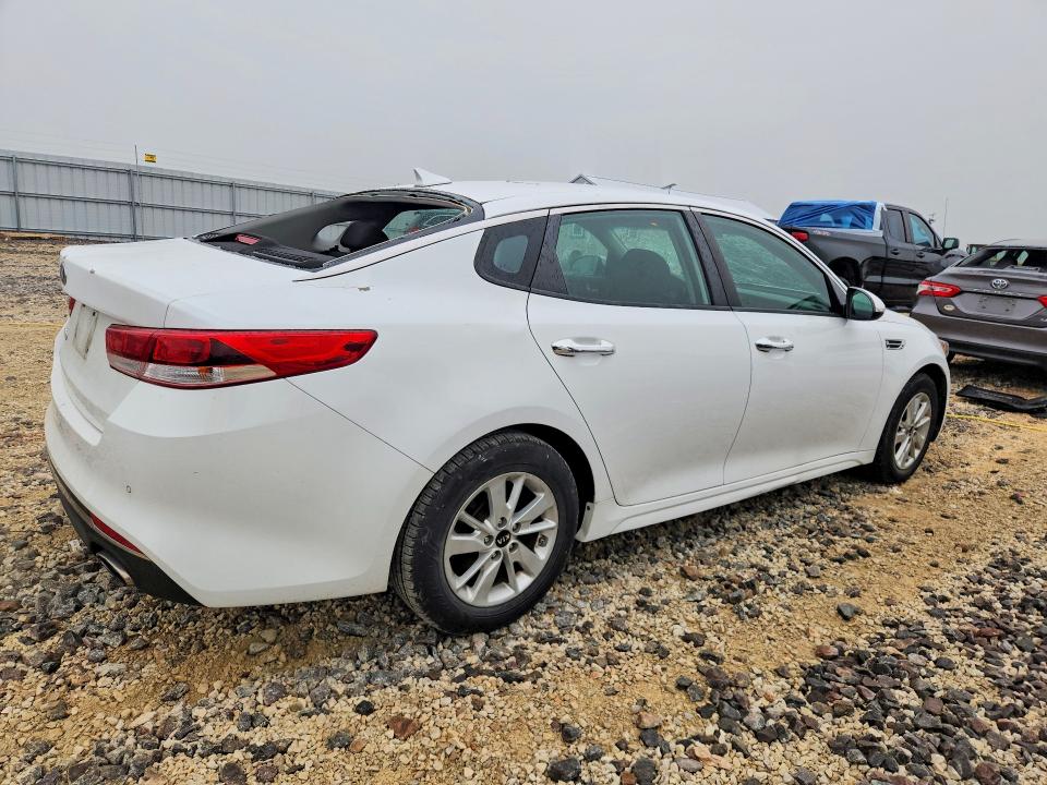 2018 Kia Optima მანქანა იყიდება აუქციონზე, vin: 5XXGT4L3XJG230888, აუქციონის ნომერი: 54185626
