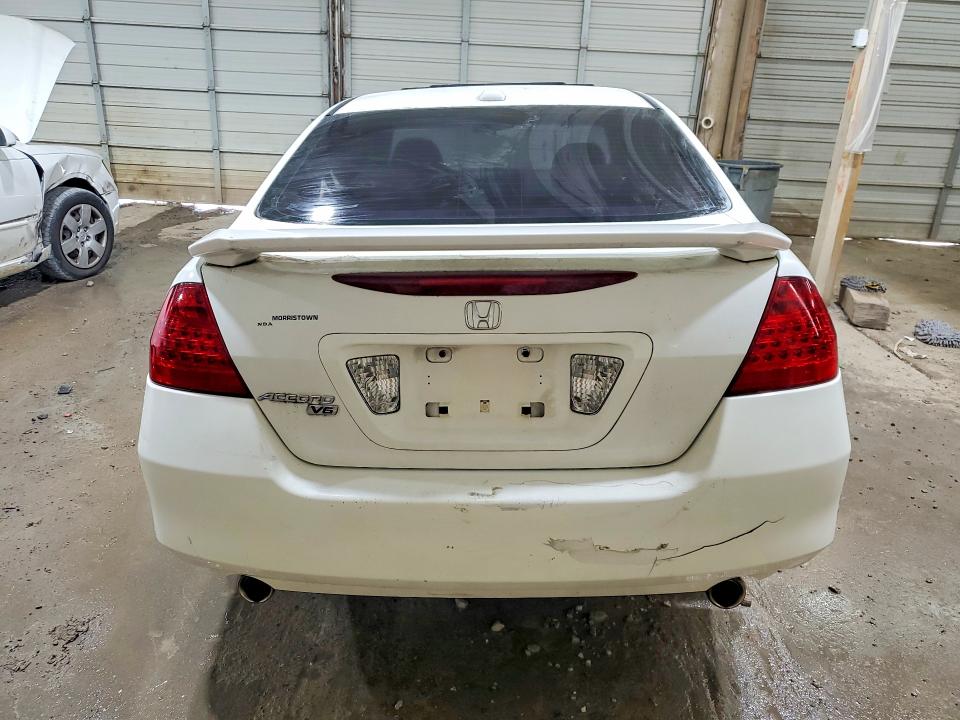 52081756 :رقم المزاد ، 1HGCM66806A071978 vin ، 2006 Honda Accord مزاد بيع