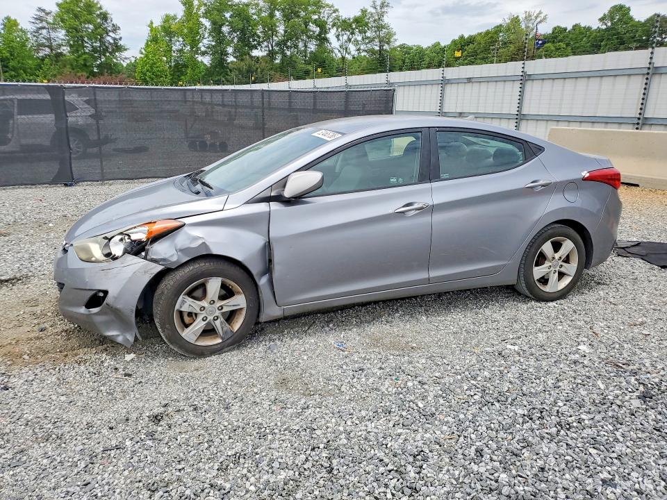Auction sale of the 2013 Hyundai Elantra, vin: KMHDH4AE1DU752506, lot number: 52465786