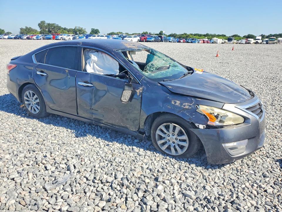 2013 Nissan Altima მანქანა იყიდება აუქციონზე, vin: 1N4AL3AP3DC225791, აუქციონის ნომერი: 53790096