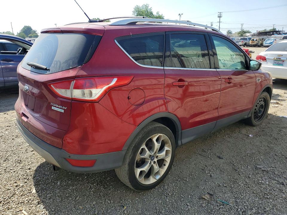 2013 Ford Escape მანქანა იყიდება აუქციონზე, vin: 1FMCU0J93DUD10359, აუქციონის ნომერი: 54351936