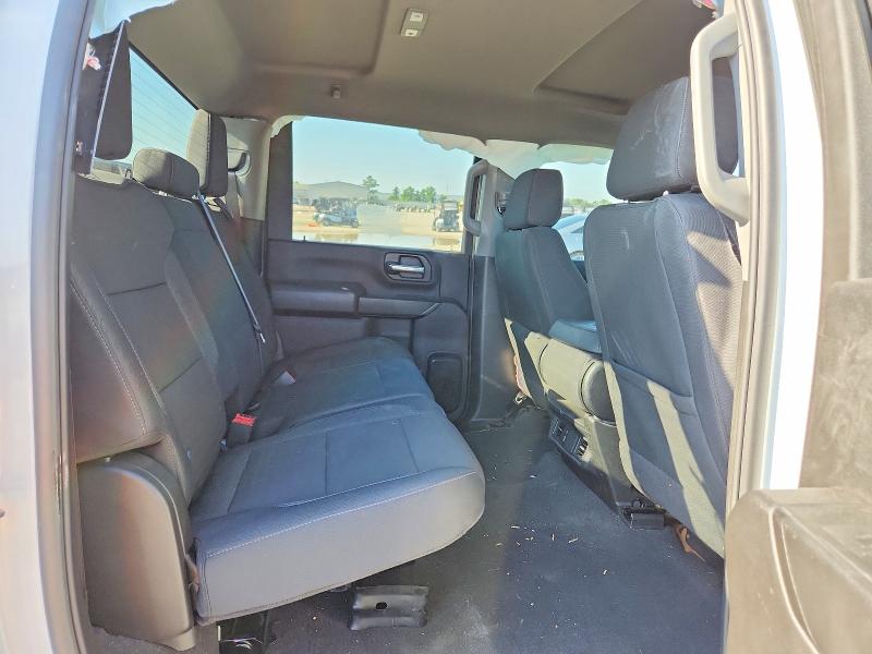 Продажа на аукционе авто 2025 Chevrolet Silverado, vin: 1GC4KME79SF366290, номер лота: 52748716