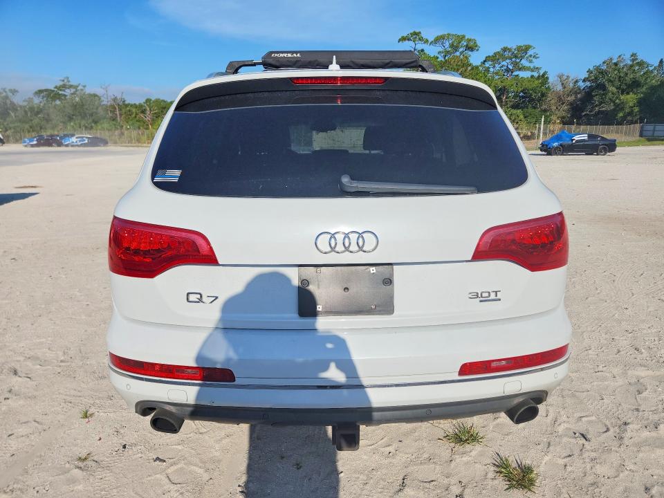Продажа на аукционе авто 2015 Audi Q7, vin: WA1LGAFE4FD023598, номер лота: 52999256