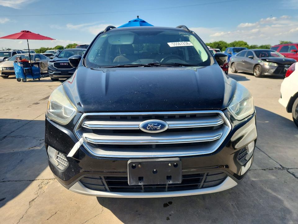 Продажа на аукционе авто 2017 Ford Escape, vin: 1FMCU0GD7HUA09644, номер лота: 55567236