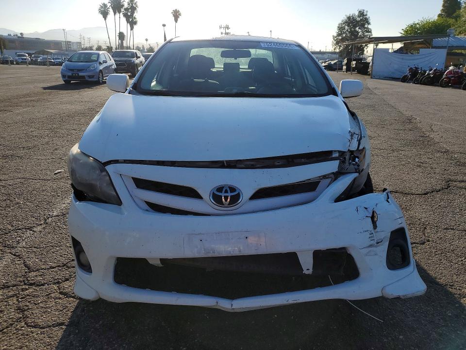 2013 Toyota Corolla მანქანა იყიდება აუქციონზე, vin: 5YFBU4EE5DP094140, აუქციონის ნომერი: 52460566