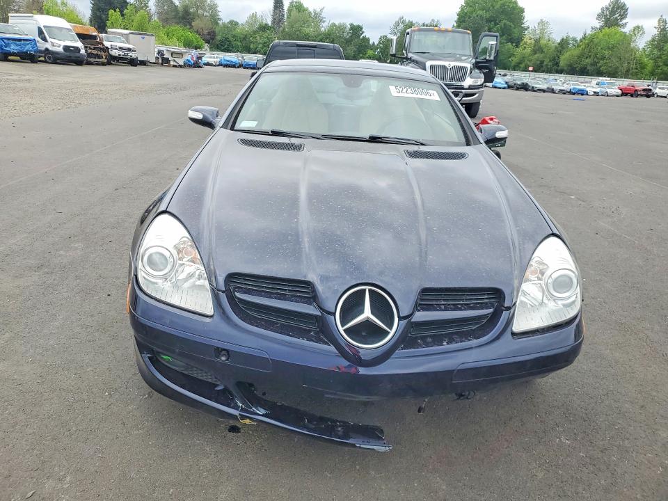 52238006 :رقم المزاد ، WDBWK54F46F100039 vin ، 2006 Mercedes-benz Slk مزاد بيع