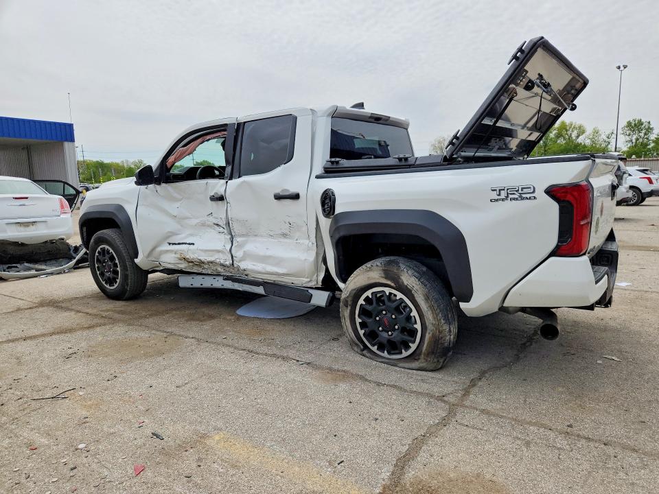 2025 Toyota Tacoma მანქანა იყიდება აუქციონზე, vin: 3TMLB5JN3SM107140, აუქციონის ნომერი: 53285916