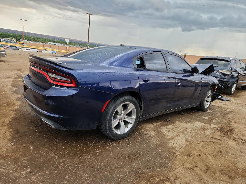 2015 Dodge Charger მანქანა იყიდება აუქციონზე, vin: 2C3CDXBG2FH883970, აუქციონის ნომერი: 54796876