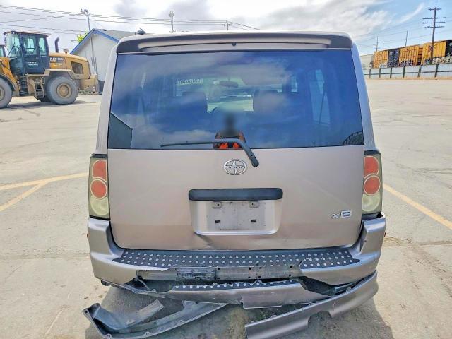 55373256 :رقم المزاد ، JTLKT324040148239 vin ، 2004 Toyota Scion مزاد بيع