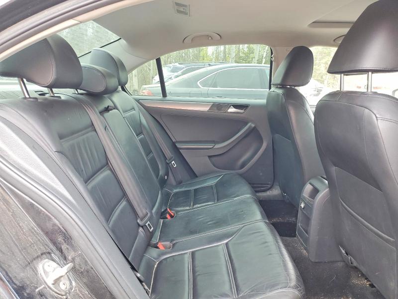 51851516 :رقم المزاد ، 3VWL07AJ2FM229179 vin ، 2015 Volkswagen Jetta مزاد بيع