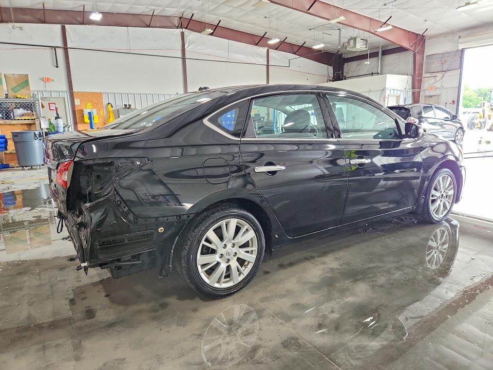 54071056 :رقم المزاد ، 3N1AB7AP5FY301495 vin ، 2015 Nissan Sentra مزاد بيع