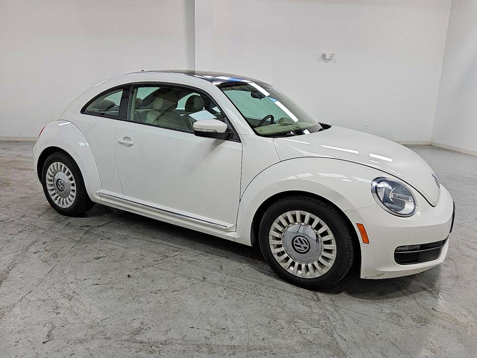 Aukcja sprzedaży 2014 Volkswagen Beetle, vin: 3VWJP7AT1EM623307, numer aukcji: 52238046