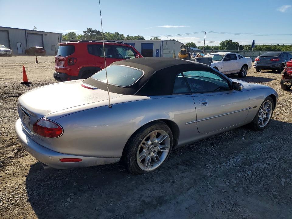 52758506 :رقم المزاد ، SAJDA42C02NA29098 vin ، 2002 Jaguar Xk8 مزاد بيع