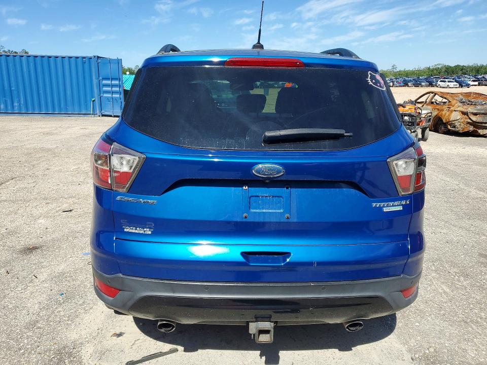 Продажа на аукционе авто 2017 Ford Escape, vin: 1FMCU0J95HUB36607, номер лота: 52167226